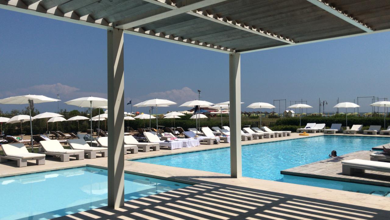 Hotel Mediterraneo Suite&Residence Лидо-ди-Езоло Экстерьер фото